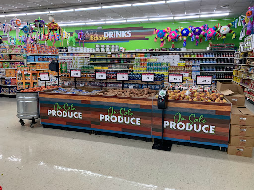 Grocery Store «J & J Foods», reviews and photos, 1075 Jesse Jewell Pkwy, Gainesville, GA 30501, USA