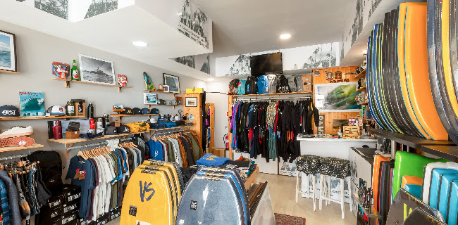 Avaliações doMiramar Bodyboard Shop . em Almada - Loja de roupa