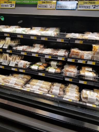 Grocery Store «WinCo Foods», reviews and photos, 4620 S Cooper St, Arlington, TX 76017, USA