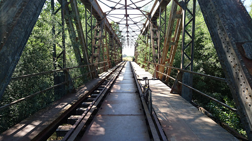 puertas automaticas Evaristo Nogueira Revestimientos en San Mamés de la Vega