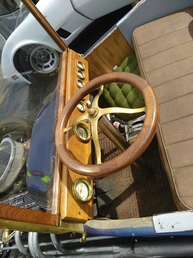 Car Dealer «Kunes Country Ford Stateline Superstore», reviews and photos, 104 IL-173, Antioch, IL 60002, USA