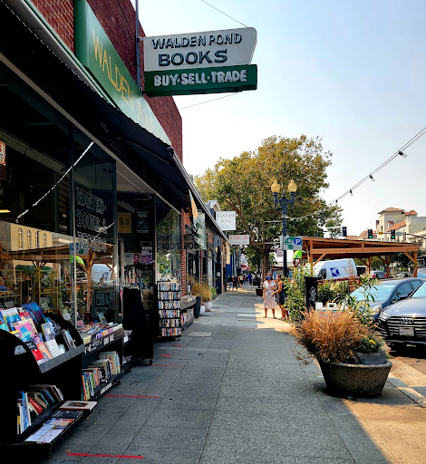 Book Store «Walden Pond Bookstore», reviews and photos, 3316 Grand Ave, Oakland, CA 94610, USA