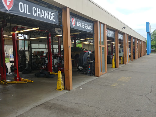 Tire Shop «Firestone Complete Auto Care», reviews and photos, 29200 Plymouth Rd, Livonia, MI 48150, USA