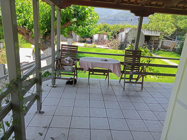 Παραλία καινούριου καμμένα βούρλα Ανοιχτές ώρες