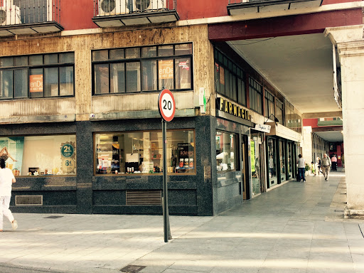 Farmacia Lda.    Carmen Rodríguez-Monsalve Navarro