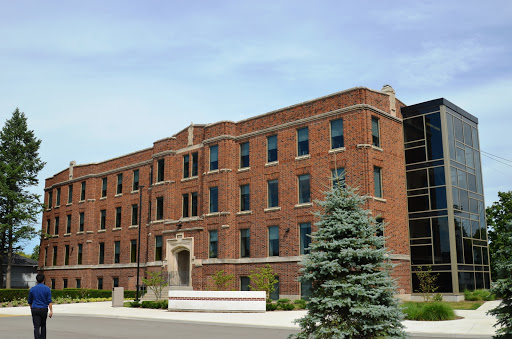 Columbia International College, Cedar Building