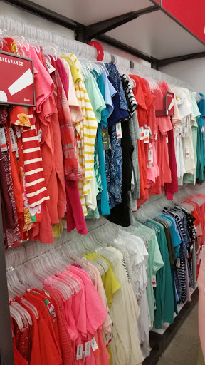 Clothing Store «Old Navy», reviews and photos, 6607 N Riverside Dr, Fresno, CA 93722, USA