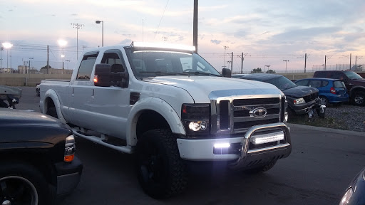 Auto Body Shop «303 Denver Auto Body», reviews and photos, 1801 W Colfax Ave, Denver, CO 80204, USA