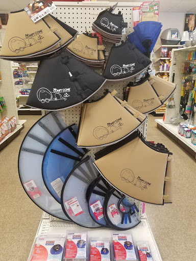 Pet Supply Store «Pet Town», reviews and photos, 1948 SE Lund Ave #101, Port Orchard, WA 98366, USA