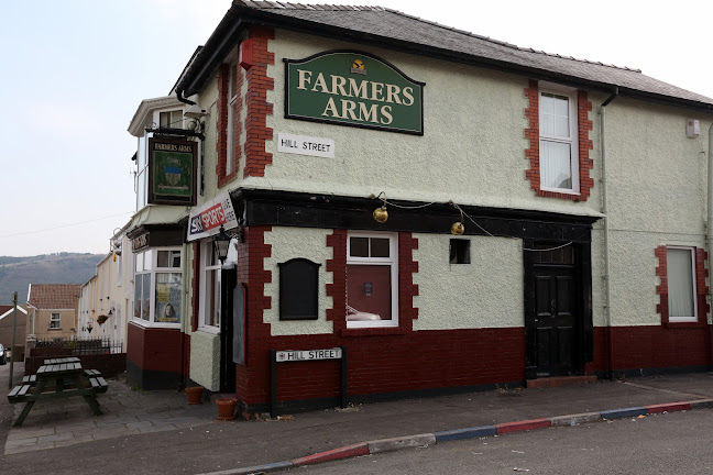 Reviews of Farmers Arms in Swansea - Pub