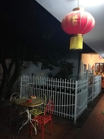Restaurante New Hong Kong - Calle, Rosendo Villa 132, Sucre, Bolivia