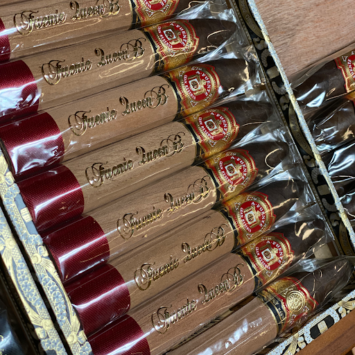 Cigar Shop «Three Js Cigar Davie», reviews and photos, 8250 Griffin Rd, Davie, FL 33328, USA