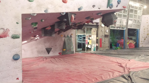 Rock Climbing Gym «Seattle Bouldering Project», reviews and photos, 900 Poplar Pl S, Seattle, WA 98144, USA