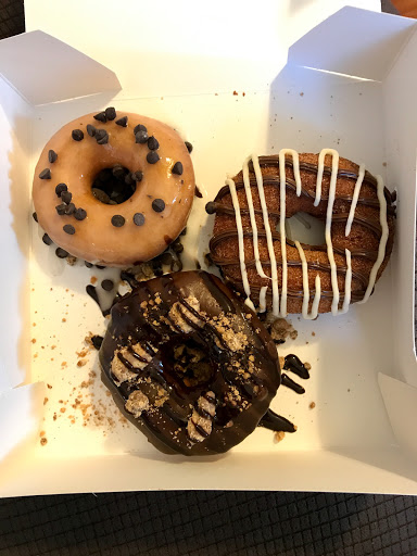 Donut Shop «Metropolitan Donuts and Coffee», reviews and photos, 3070 Lakecrest Cir #600, Lexington, KY 40513, USA