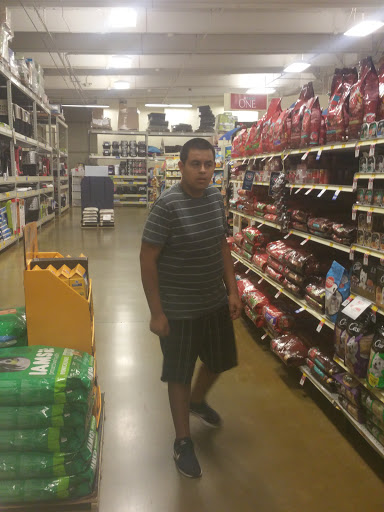 Pet Supply Store «PetSmart», reviews and photos, 2828 Campus Pkwy, Riverside, CA 92507, USA