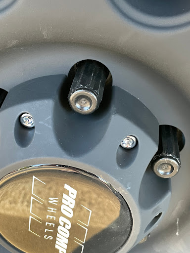 Tire Shop «Discount Tire Store - Lewisville, TX», reviews and photos, 2385 S Stemmons Fwy, Lewisville, TX 75067, USA