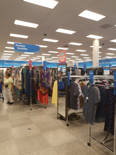 Clothing Store «Ross Dress for Less», reviews and photos, 9727 Laurel Canyon Blvd, Arleta, CA 91331, USA