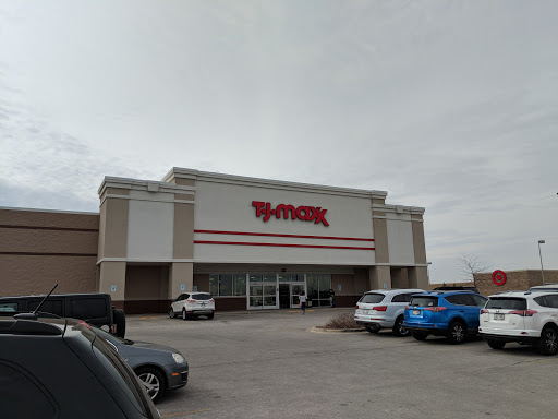 T.J. Maxx, 620 N Edwards Blvd, Lake Geneva, WI 53147, USA, 