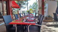 Atmosphère du Restaurant NOVA GRILL à Saint-Clément-de-Rivière - n°5