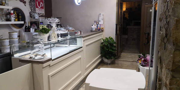 il Caffè Piazza Santa Reparata, 01, 04010 Maenza LT, Italia