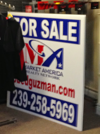 Custom T-shirt Store «Turtle Shirts», reviews and photos, 10241 Metro Pkwy, Fort Myers, FL 33966, USA