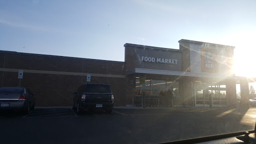 Supermarket «ALDI», reviews and photos, 6555 S Pennsylvania Ave, Lansing, MI 48911, USA