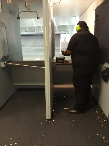 Gun Shop «Stonewall Limited Gun Shop», reviews and photos, 100 Ken Mar Industrial Pkwy, Broadview Heights, OH 44147, USA