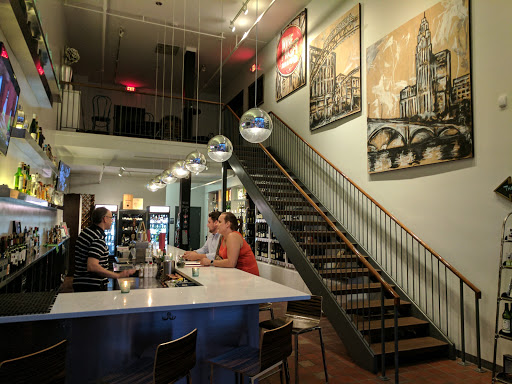 Bar «Wine on High Bar & Retail», reviews and photos, 789 N High St, Columbus, OH 43215, USA
