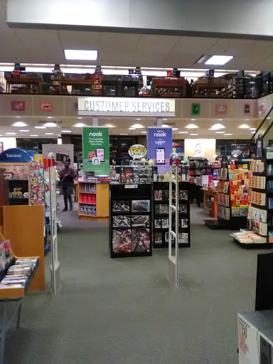 Book Store «Barnes & Noble», reviews and photos, 4020 Sharon Rd, Charlotte, NC 28211, USA