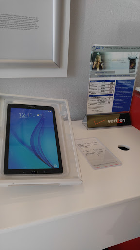 Cell Phone Store «GoWireless Verizon Authorized Retailer», reviews and photos, 177 Sam Walton Way, Terrell, TX 75160, USA