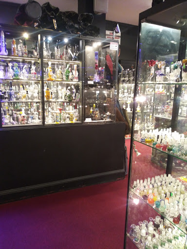 Tobacco Shop «Smoke Signals», reviews and photos, 328 N Market St, Frederick, MD 21701, USA