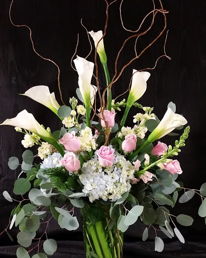 Florist «Shaw And Boehler Florist», reviews and photos, 31 Clinton Ave, Cortland, NY 13045, USA