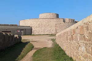 Fort Hommet image