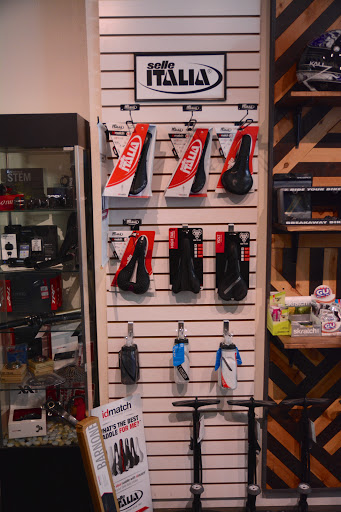 Bicycle Store «Breakaway Bikes», reviews and photos, 4235 Montgomery Dr, Santa Rosa, CA 95405, USA