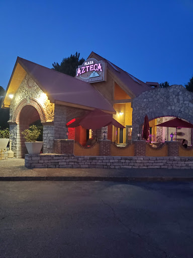 Shopping Mall «Seminole Square Shopping Center», reviews and photos, 200 Zan Rd, Charlottesville, VA 22901, USA