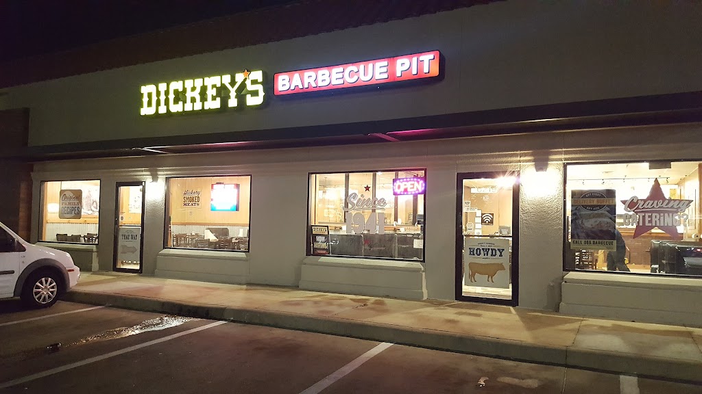 Dickey's Barbecue Pit 76132