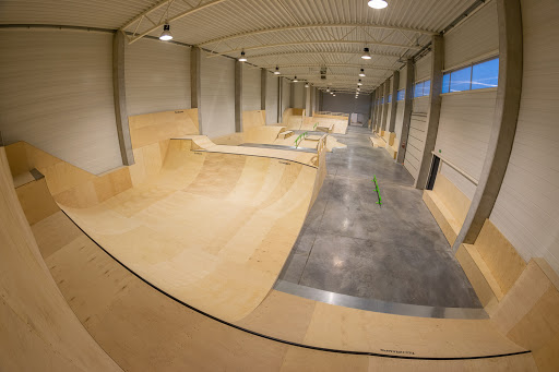 Street Park - Cracow Indoor Skatepark