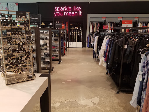 Department Store «Saks OFF 5TH», reviews and photos, 12995 Fair Lakes Shopping Center, Fairfax, VA 22033, USA