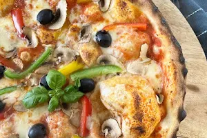 Pizza Fratelli image