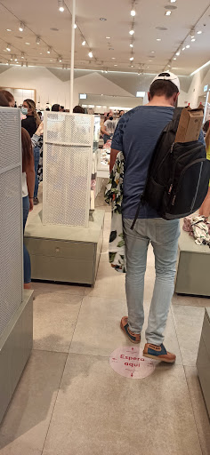 Tiendas para comprar camisas oversize mujer León