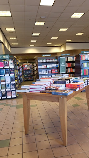 Book Store «Barnes & Noble», reviews and photos, 10500 N 90th St, Scottsdale, AZ 85258, USA