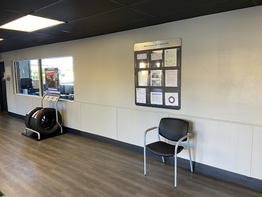 Auto Repair Shop «Rick Johnson Auto & Tire», reviews and photos, 20441 S Tamiami Trail, Estero, FL 33928, USA