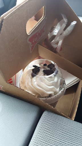 Fast Food Restaurant «Sonic Drive-In», reviews and photos, 1598 N Main St, Crossville, TN 38555, USA