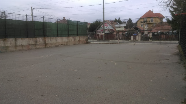 Értékelések erről a helyről: Monoki utcai focipálya, Budapest - Sportpálya
