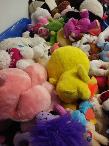 Outlet Store «Goodwill Outlet», reviews and photos