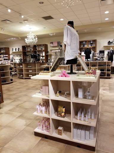 Shopping Mall «Louis Joliet Mall», reviews and photos, 3340 Mall Loop Dr, Joliet, IL 60431, USA