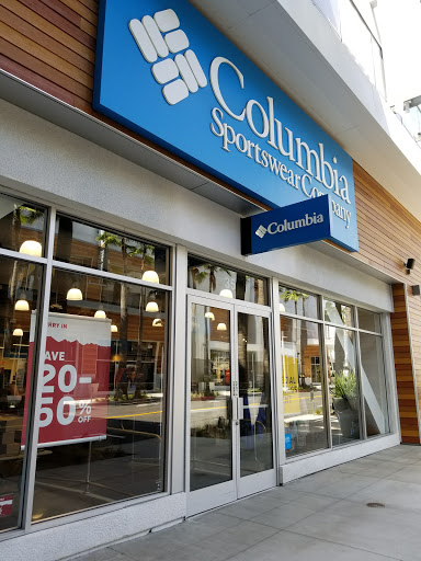 Sportswear Store «Columbia Sportswear Outlet at The Pike Outlets», reviews and photos, 35 Bay St, Long Beach, CA 90802, USA