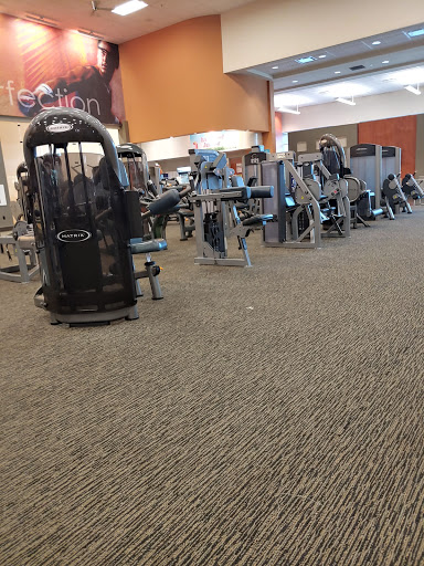 Gym «LA Fitness», reviews and photos, 3 Hawes Way, Stoughton, MA 02072, USA