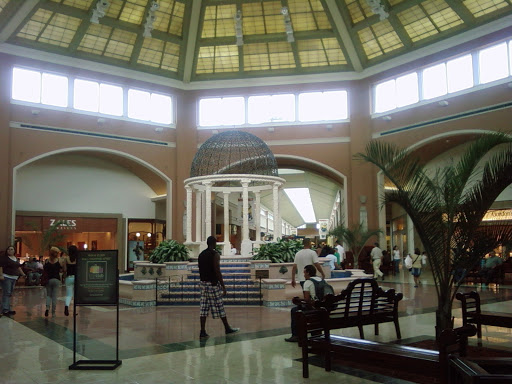 Jewelry Store «Kay Jewelers», reviews and photos, 11401 Pines Blvd #126, Pembroke Pines, FL 33026, USA