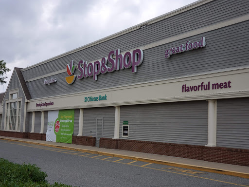 Grocery Store «Stop & Shop», reviews and photos, New State Highway New State Hwy, Raynham, MA 02767, USA